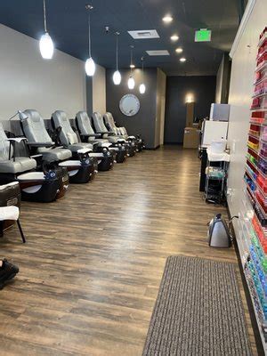 nail salon north shore